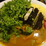 般゜若 PANNYA CAFE CURRY - 2017/7  マハーカツカレー￥1520を野菜カレールーにしてもらいパクチー山盛り追加￥300で御飯大盛り無料♪