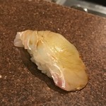 寿司つばさ - 鮃