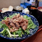 夢や - 「揚げ豚の辛味和え」