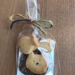 おやつのこぼく - クッキー 130円(税込)
      いろんな種類の動物バージョンあり♪