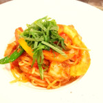 創作イタリアン Gemelli - 豚肉と夏野菜のトマトソース 大葉乗せ スパゲッティー二