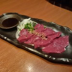 Tsukishima Yakiniku Rokunobu - ハツ刺し