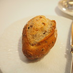 レ セゾン - ゴマのパン