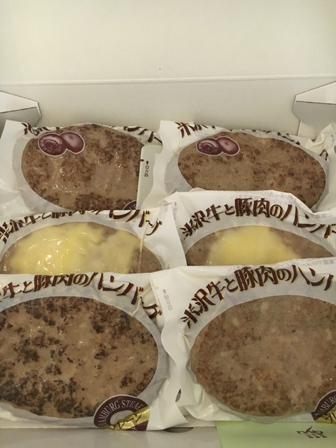 米澤紀伊國屋 - 南米沢（牛料理）の写真