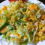 ディル レストラン - 夜のサラダ