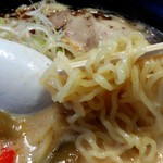 麺屋ぐらんふぁ - 麺　アップ！