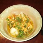 りょうりや 御旅屋 - 桜海老と蓬かき揚げ