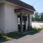 どんぐり手打中華 - お店の入り口です