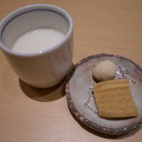 豆富料理と吟醸せいろ蒸し 八かく庵 大阪ステーションシティ店 - □■をこしやす■□ 2,800円 ■食前■ ：京とうふ藤野の豆乳