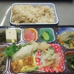 福山まるたま - まるたま弁当 税込410円 金目鯛の生姜天ぷらと炊き込みご飯(2017.07.06)