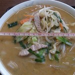 みよし食堂 - 味噌ラーメン650円　丼の直径21cm