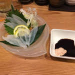 居酒屋 磯飯倶楽部 - カワハギ刺を肝醤油で