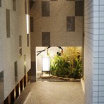 にい留 - アプローチ