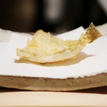 にい留 - 江戸前のキス