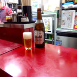 小洞天 - 「ビール」(550円)。アサヒスーパードライの中瓶。