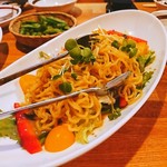 燗恥&美酒 休処 ふみや - ラーメンサラダ