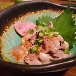 焼鳥 修 - 鶏はつのタタキ