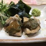 たこつぼ - 鮑の身と肝