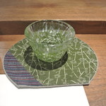 日本料理 潤花 - 素敵なお猪口とコースター