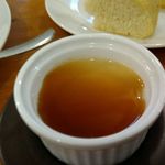 イタリア食堂 910 - これは、パンナコッタのようでした。