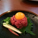 紅梅園 - H.29.6.25.夜 あぶり和牛ユッケ 980円