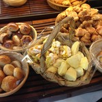 ヴィ・ド・フランス - 食べ放題パン