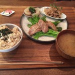 udo - 一汁三菜ランチ