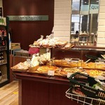 クイーンズベーカリー 白金高輪店