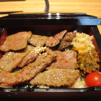 焼肉 しんうち 神楽坂 - カルビ重