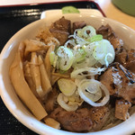 青竹手打ちラーメン 大和 - ランチのチャーシュー丼