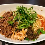 四川担担麺 阿吽 湯島本店 - 