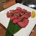 炙 焼肉・ホルモン - 