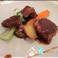 コット ア コット - メイン肉料理　豚ばら肉の赤ワイン煮
