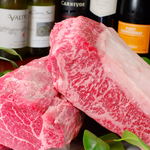 Carefully selected Japanese black beef sirloin and fillet