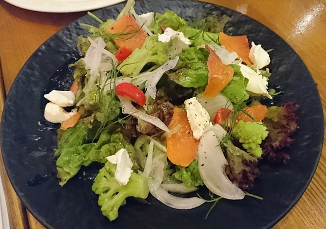 閉店 うにとチーズ酒場 カヴァ 札幌すすきの店 すすきの 市電 ダイニングバー 食べログ