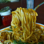 ジャポネ - B食気分満点の極太プニ麺