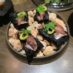 sincere - イワシのリエットの揚げじゃが包み、キスのトースト 茄子とトマト オリーブのピュレ、ホタルイカと木の芽 イカスミのスポンジ乗せ、桜海老のサブレ グリンピースと菊の花と、ブーダン・ノワールのホットドッグ4