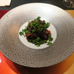 エクアトゥール - 和牛のハラミとオマール海老のポワレ 花山椒を散らして1