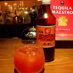 アルジャーノン シンフォニア - オリジナルカクテル「ブラッディバットマン」。なんと、ジンギスカンのたれを使用！