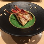 寿司割烹 魚紋 - ★8　ブドウエビの頭 焼き