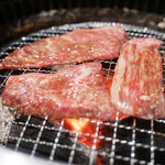 炭焼 金竜山 - カルビ