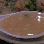 ラーメン　みそ伝 - スープ