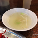 立川マシマシ - セットの濃いめのスープ。