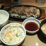 やよい軒 - 厚切りカルビ焼肉定食