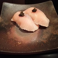 銀座 とよだ - 鱒の押し寿司