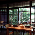 グリシーヌ - 内観