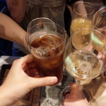 グリシーヌ - 乾杯