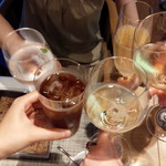 グリシーヌ - 乾杯