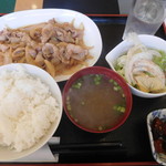 カントリー - しょうが焼き定食￥700-