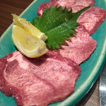 肉卸 萬野屋 別邸 - 上タン